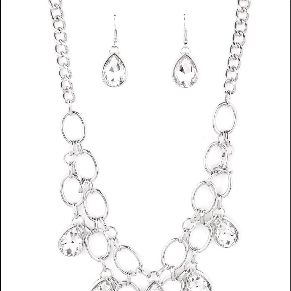 NWT Rhinestone necklace with matching earrings. - Picture 2 of 5